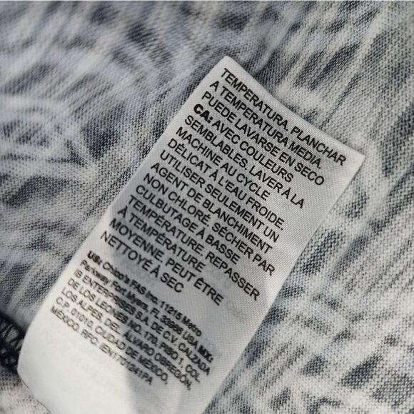 Chico's tunic style blouse asymmetrical hem - Picture 10 of 10